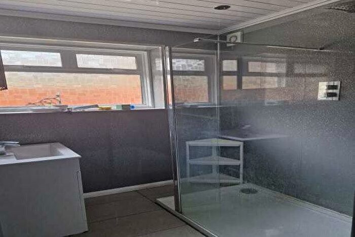 3 Bedroom Property To Rent In Purley Bury Avenue, Purley, CR8