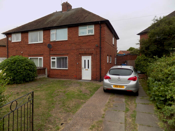 3 Bedroom Semi-Detached House To Rent In Pelham Street, Worksop, S80