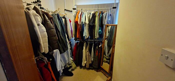 3 Bedroom House To Rent In Bonnington Walk, Bristol, BS7