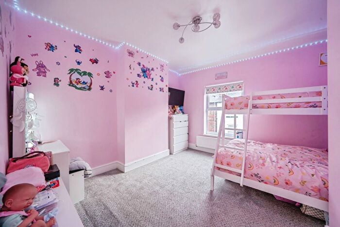 2 Bedroom Terraced House For Sale In Oldham Street, Warrington, Cheshire, WA4 - Photo 9