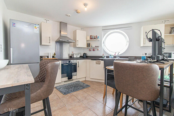 2 Bedroom Apartment To Rent In Marseille House, Century Wharf, Cardiff Bay, CF10