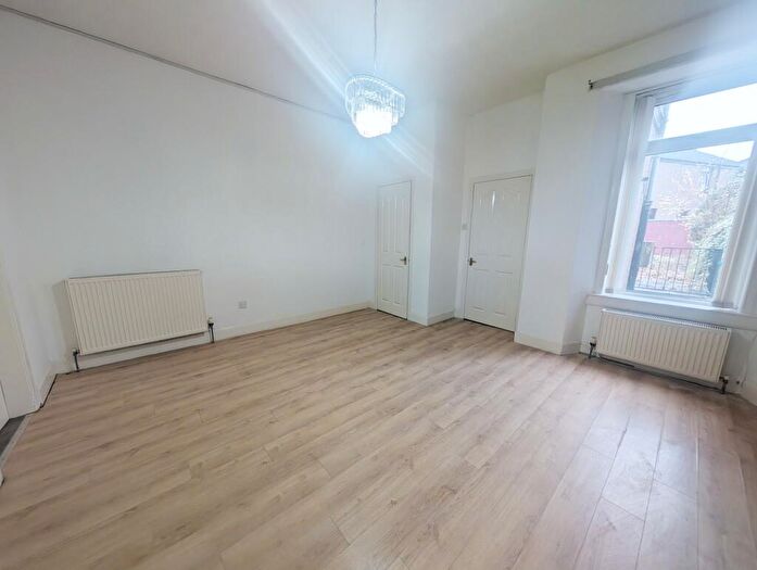 1 Bedroom Flat To Rent In Thornhill Road, Falkirk, FK2