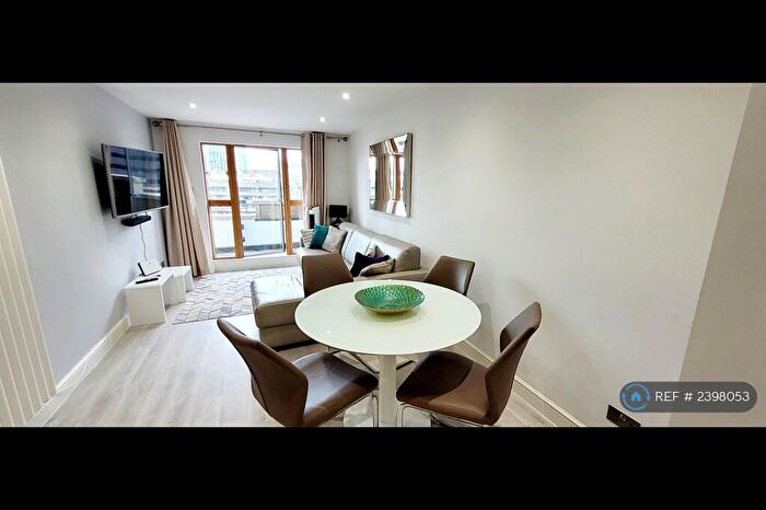 1 Bedroom Flat To Rent In St Pauls / Barbican, London, EC1A
