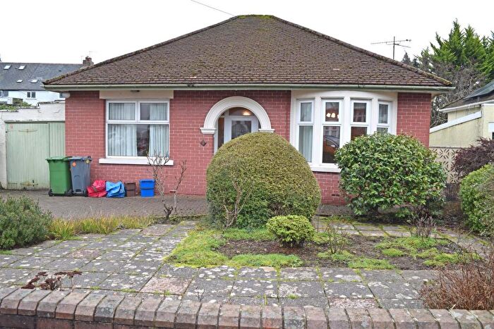 2 Bedroom Bungalow For Sale In Pantbach Place, Birchgrove, Cardiff, CF14