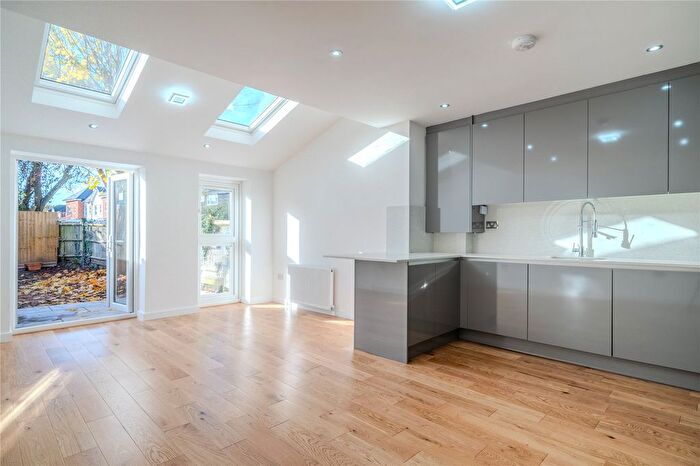 3 Bedroom End Of Terrace House For Sale In Chertsey, Surrey, KT16