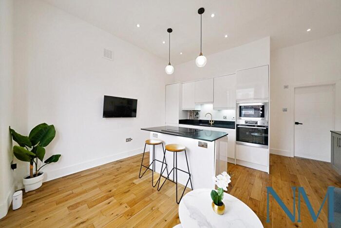 1 Bedroom Flat For Sale In Sydenham Road, Croydon, CR0