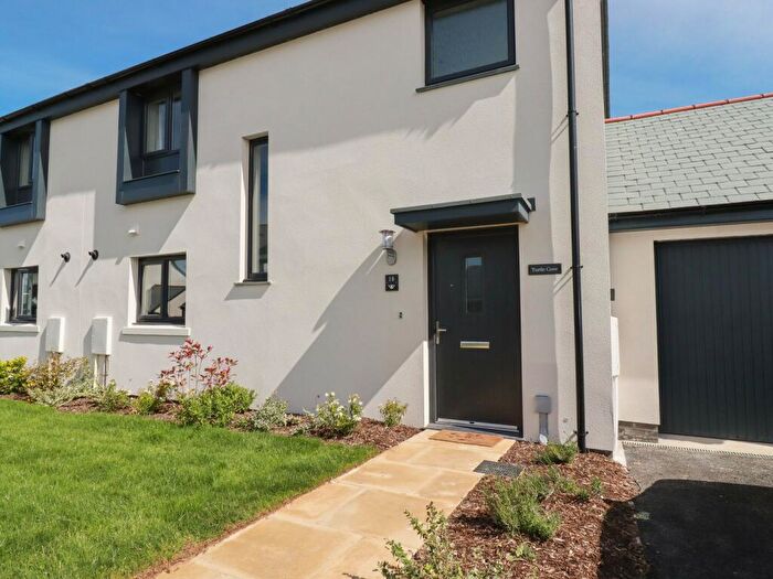 3 Bedroom House To Rent In St. Eval, PL27