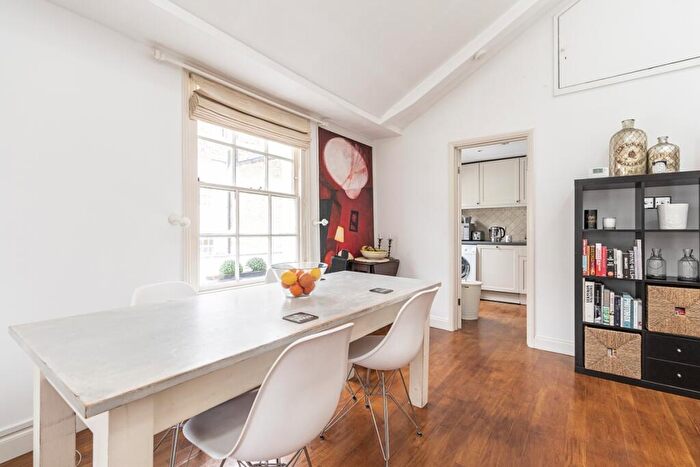 2 Bedroom House To Rent In Ryders Terrace St. John'S Wood, NW8