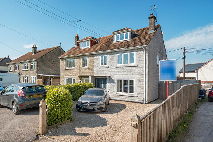 4 Bedroom Semi-Detached House For Sale In The Crescent, Calne, SN11