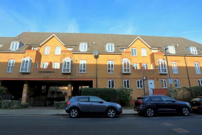 1 Bedroom Flat To Rent In Ascalon Street, Battersea, SW8