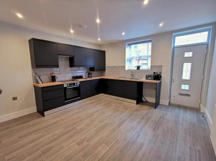 4 Bedroom Terraced House To Rent In Assembly Street, Normanton, WF6