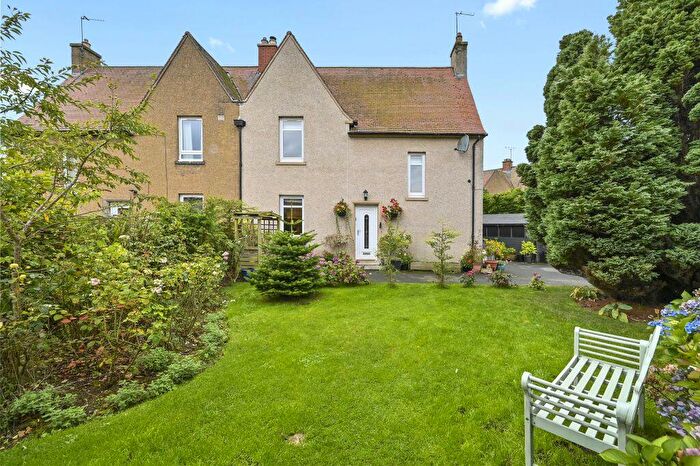 3 Bedroom Semi-Detached House For Sale In Crichton Drive, Pathhead, Midlothian, EH37