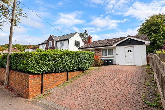 2 Bedroom Bungalow For Sale In Old Lodge Lane, Purley, CR8