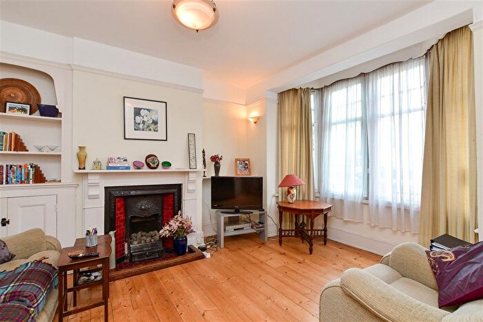 4 Bedroom Terraced House For Sale In Cleve Terrace, Lewes, East Sussex, BN7