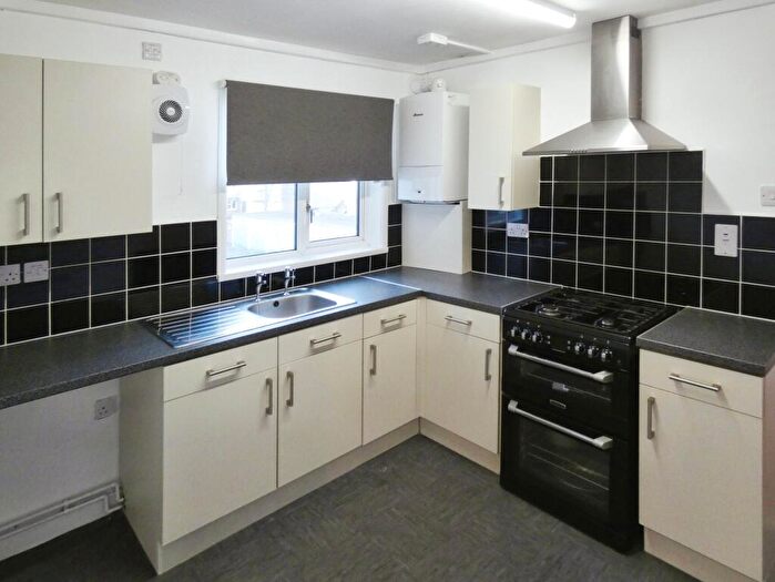 2 Bedroom Apartment To Rent In Darley Close, Stavely, S43