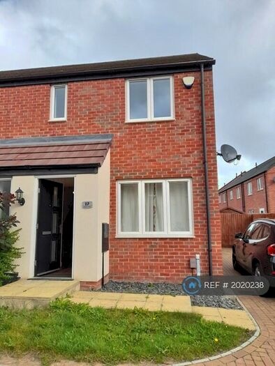 3 Bedroom Semi-Detached House To Rent In Walmer Close, Northampton, NN5