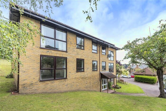2 Bedroom Flat To Rent In Wood Lodge Grange, St. Johns Hill, Sevenoaks, Kent, TN13