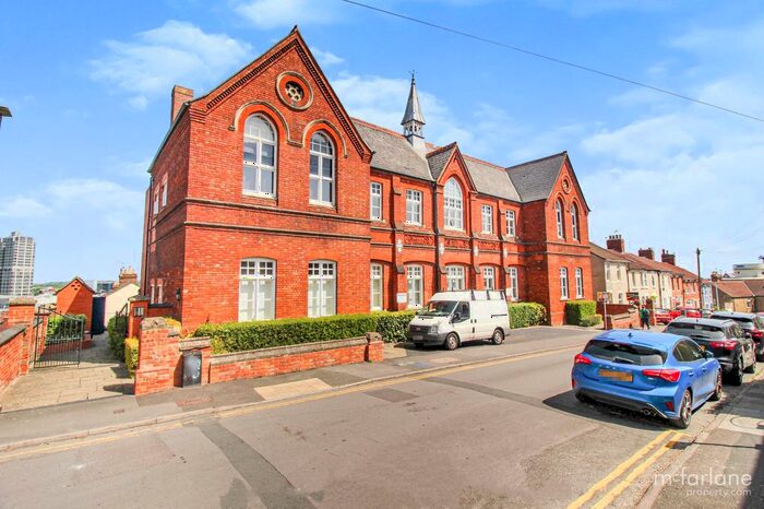 2 Bedroom Flat To Rent In Dixon Street, Old Town, Swindon, SN1