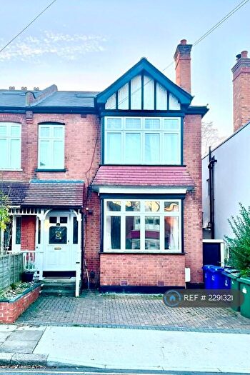 1 Bedroom Flat To Rent In Whitehall Road, Harrow, HA1