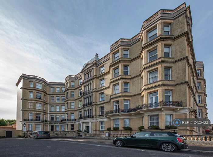 1 Bedroom Flat To Rent In Grand Avenue Mansions, Hove, BN3