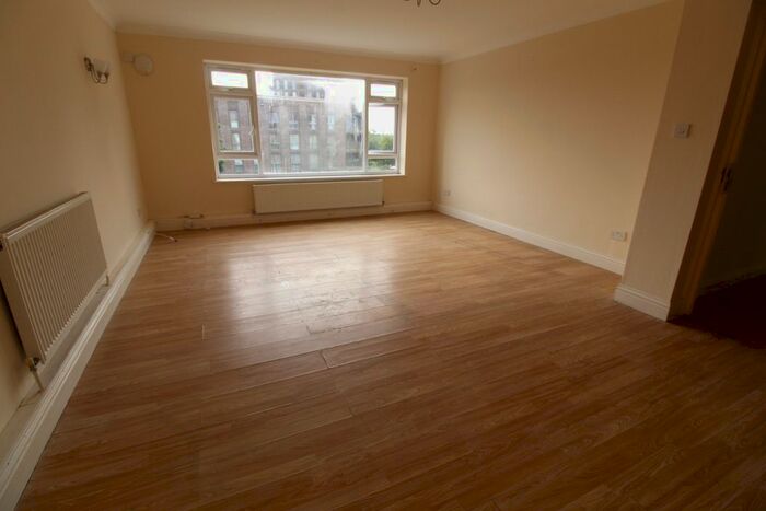 3 Bedroom Flat To Rent In Gayton Road, Harrow-On-The-Hill, Harrow, HA1