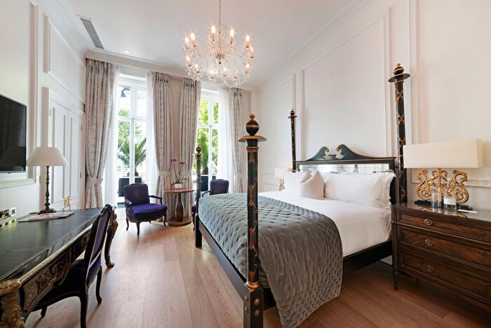 1 Bedroom Flat To Rent In Queen's Gate, London, SW7