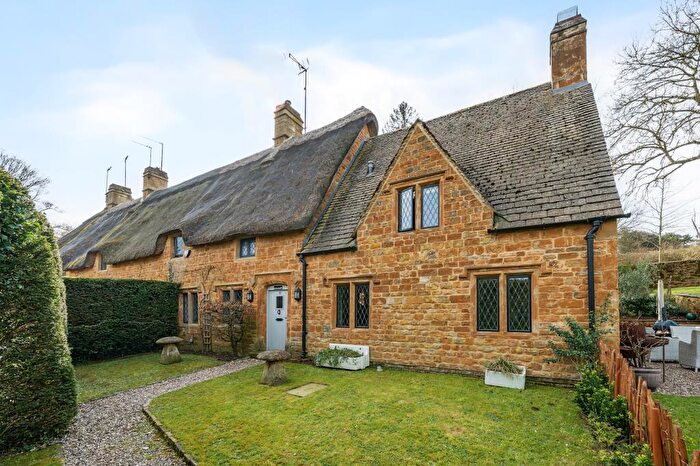 3 Bedroom Cottage To Rent In Great Tew, Chipping Norton, OX7