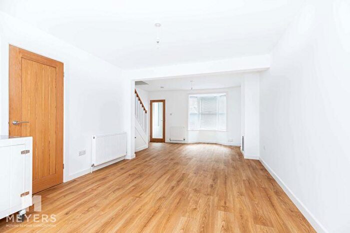 2 Bedroom House To Rent In Beaconsfield Road, Christchurch, BH23