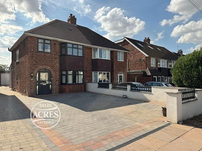 3 Bedroom Semi-Detached House For Sale In Blackberry Lane, Four Oaks, Sutton Coldfield, B74