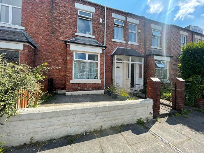 4 Bedroom House To Rent In Belle Grove West, Spital Tongues, NE2