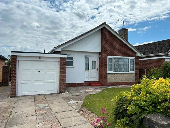 2 Bedroom Bungalow To Rent In Lavenham Place, Doncaster, DN6