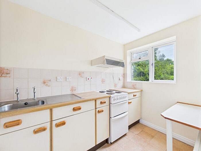1 Bedroom Apartment To Rent In Trinity Court, Marlow, Buckinghamshire, SL7