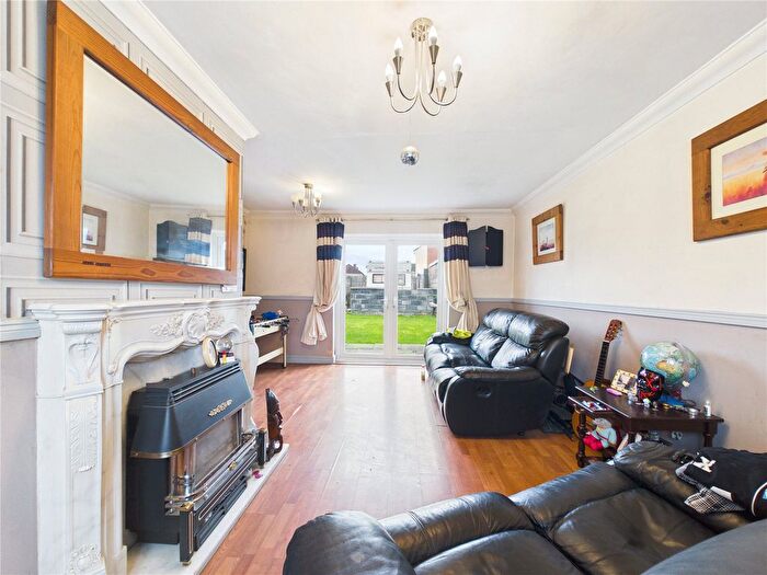3 Bedroom Terraced House For Sale In Blackthorn Road, Bristol, BS13