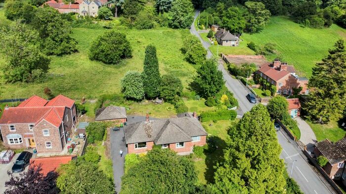 3 Bedroom Bungalow For Sale In Main Street, Saxby-All-Saints, Brigg, Lincolnshire, DN20