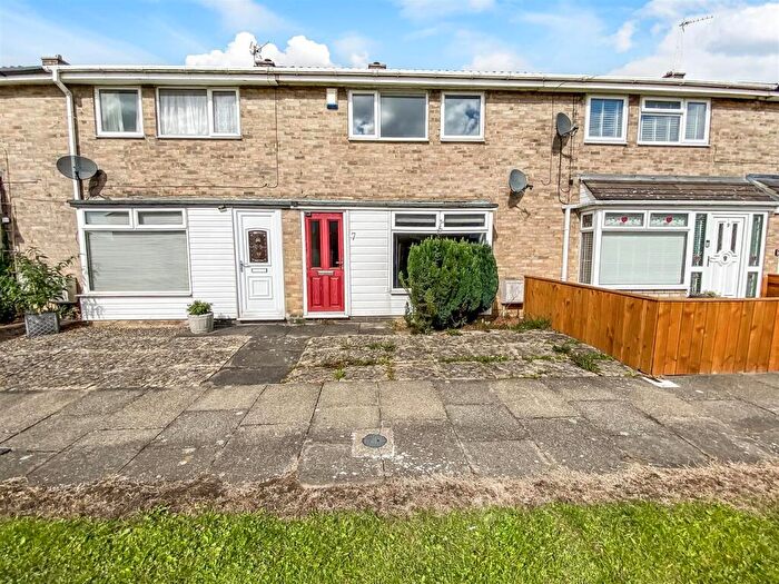 3 Bedroom Terraced House For Sale In Markham Place, Newton Aycliffe, DL5