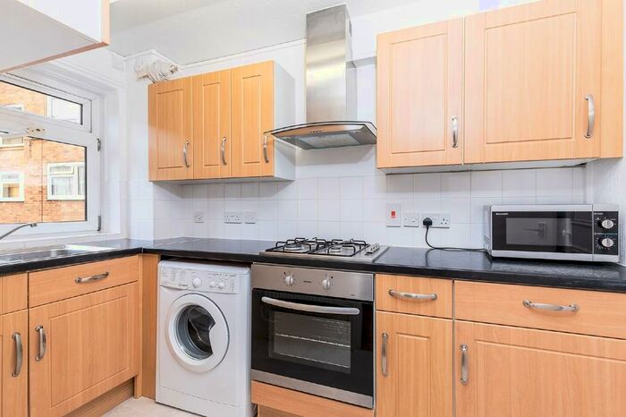 1 Bedroom Flat To Rent In Pert Close, Muswell Hill, London, N10