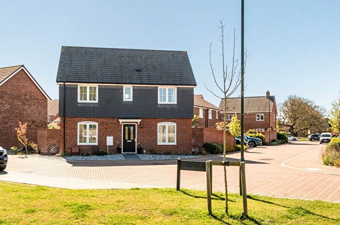 3 Bedroom Detached House For Sale In Legg Vale, Eastergate, PO20