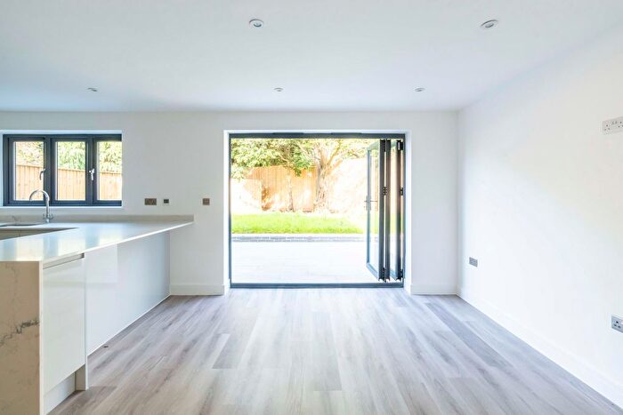 4 Bedroom Detached House For Sale In Players Close, Hambrook, Bristol, Gloucestershire, BS16