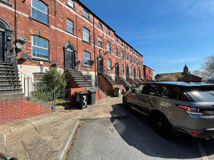 1 Bedroom Apartment To Rent In Flat, Providence Avenue, Leeds, West Yorkshire, LS6