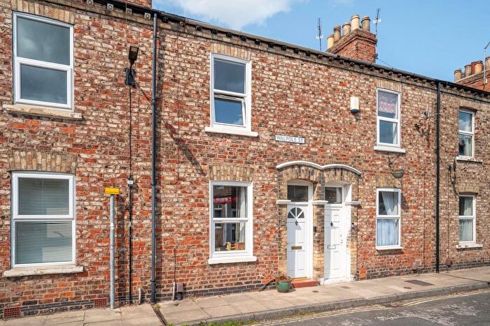 2 Bedroom Terraced House To Rent In Walpole Street, York, YO31