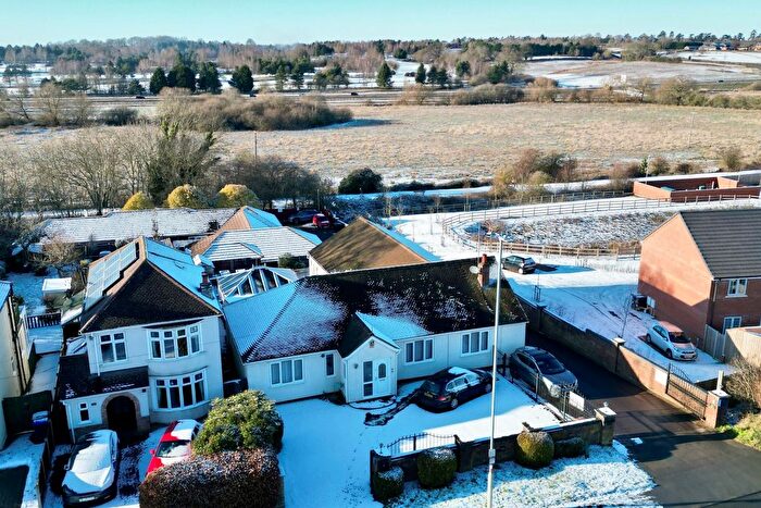 3 Bedroom Detached House For Sale In Welford Road, Northampton, NN2