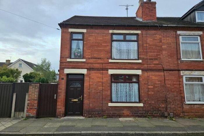 3 Bedroom End Of Terrace House To Rent In York Street, Sutton-In-Ashfield, NG17