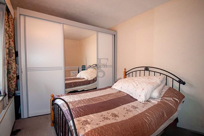 2 Bedroom Detached Bungalow For Sale In Oakside Close, Evington Village, LE5