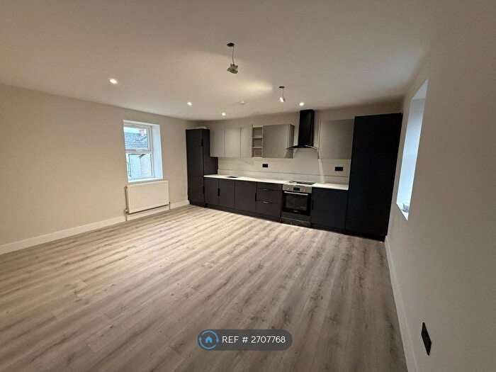 1 Bedroom Flat To Rent In London Road, Sevenoaks, TN13