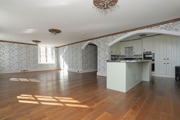 3 Bedroom Flat For Sale In Canterbury Road, Westgate-on-Sea, Kent, CT8