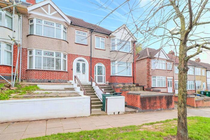 3 Bedroom Terraced House To Rent In Queen Isabels Avenue, Cheylesmore, Coventry, CV3