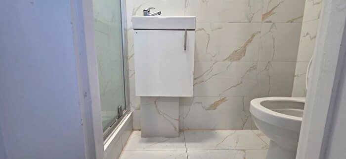 Studio To Rent In Cordingley Road, Ruislip, HA4