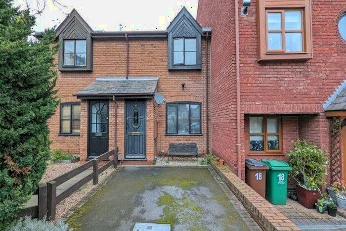 1 Bedroom Town House To Rent In Quayside Close, Nottingham, NG2