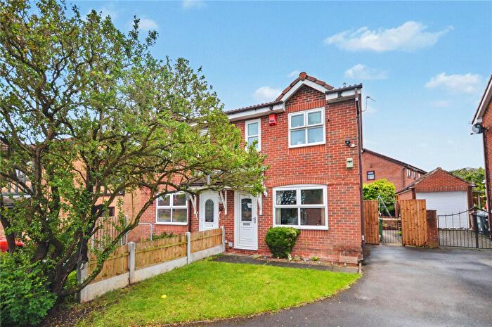 2 Bedroom Semi-Detached House For Sale In Avocet Garth, Leeds, West Yorkshire, LS10