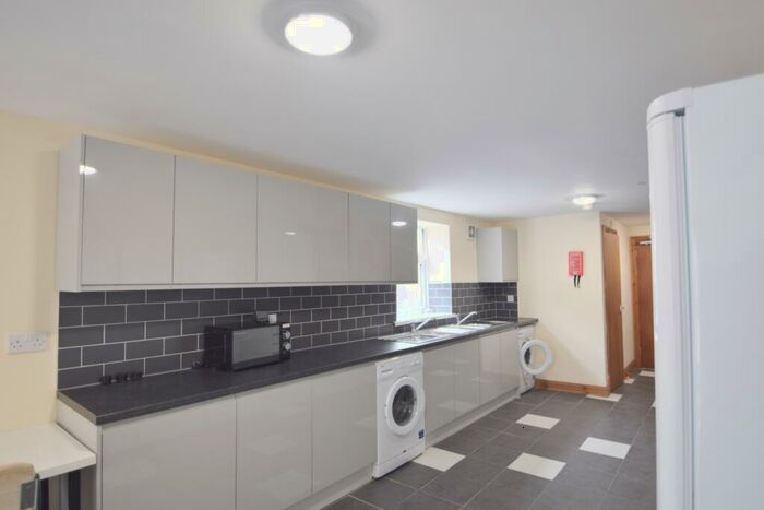 7 Bedroom House To Rent In Woodville Road, Cathays, CF24